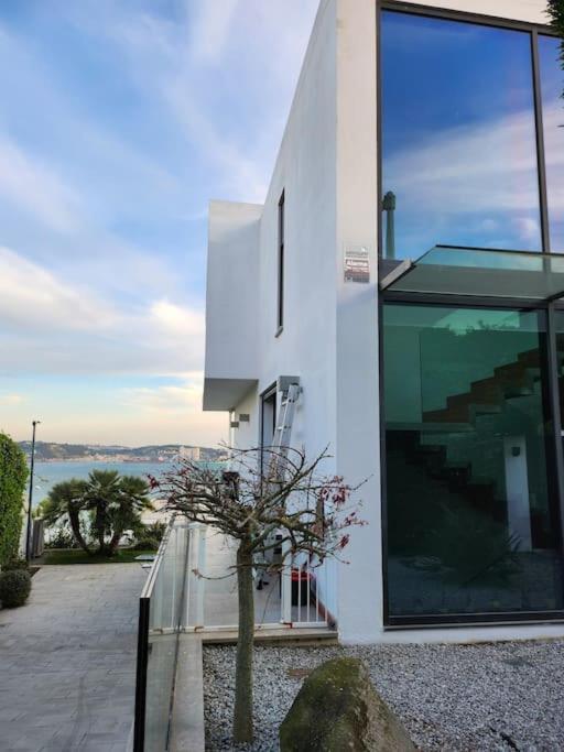 Modern With Sea & River View Pool And Gym. * Lissabon